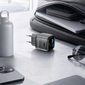 GM SmartCharge 65 - 65W GaN Charger